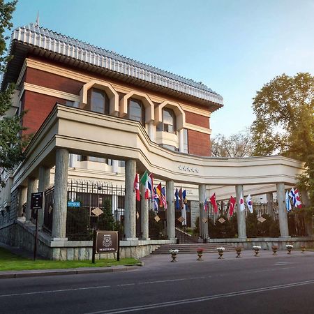 The Dostyk Hotel Almaty Exterior foto