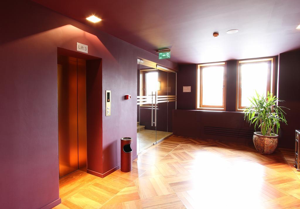 The Dostyk Hotel Almaty Exterior foto
