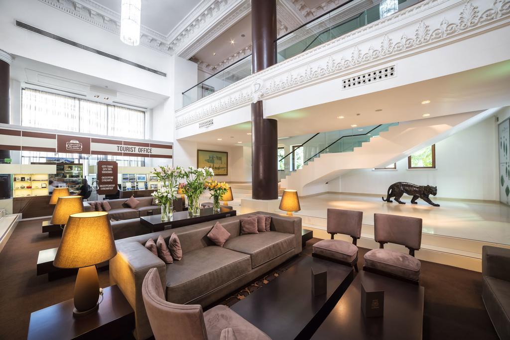The Dostyk Hotel Almaty Exterior foto